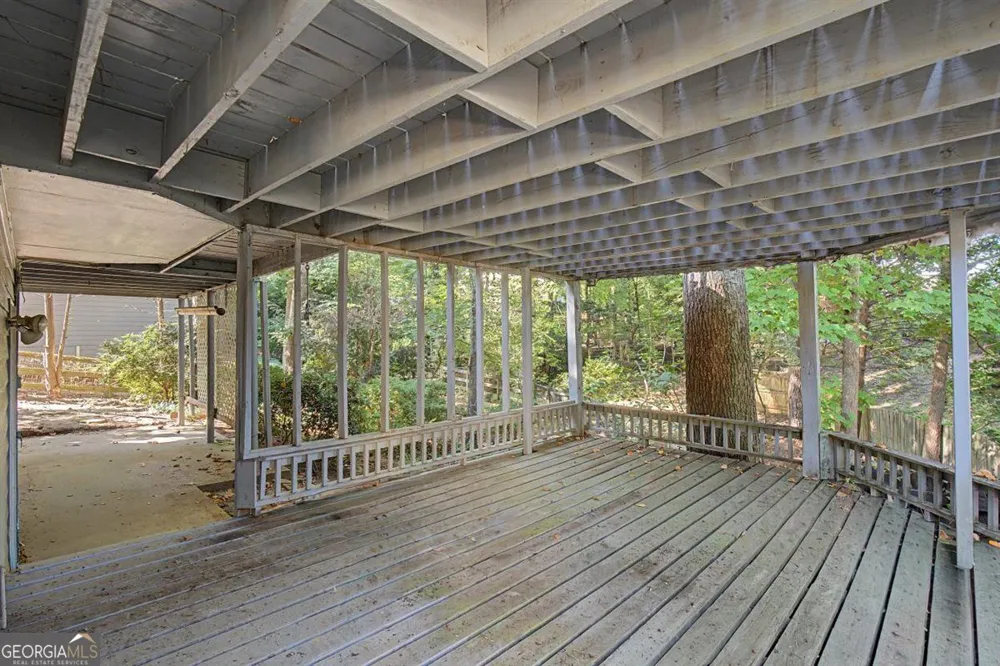 1011 Braelin CT Woodstock, GA 30189