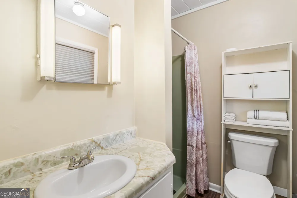 162 Hiawassee River Road RD Brasstown, NC 28902
