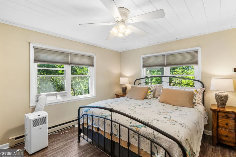 162 Hiawassee River Road RD Brasstown, NC 28902