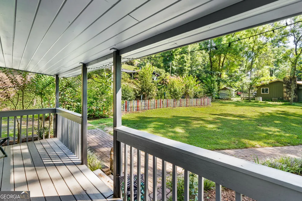 162 Hiawassee River Road RD Brasstown, NC 28902