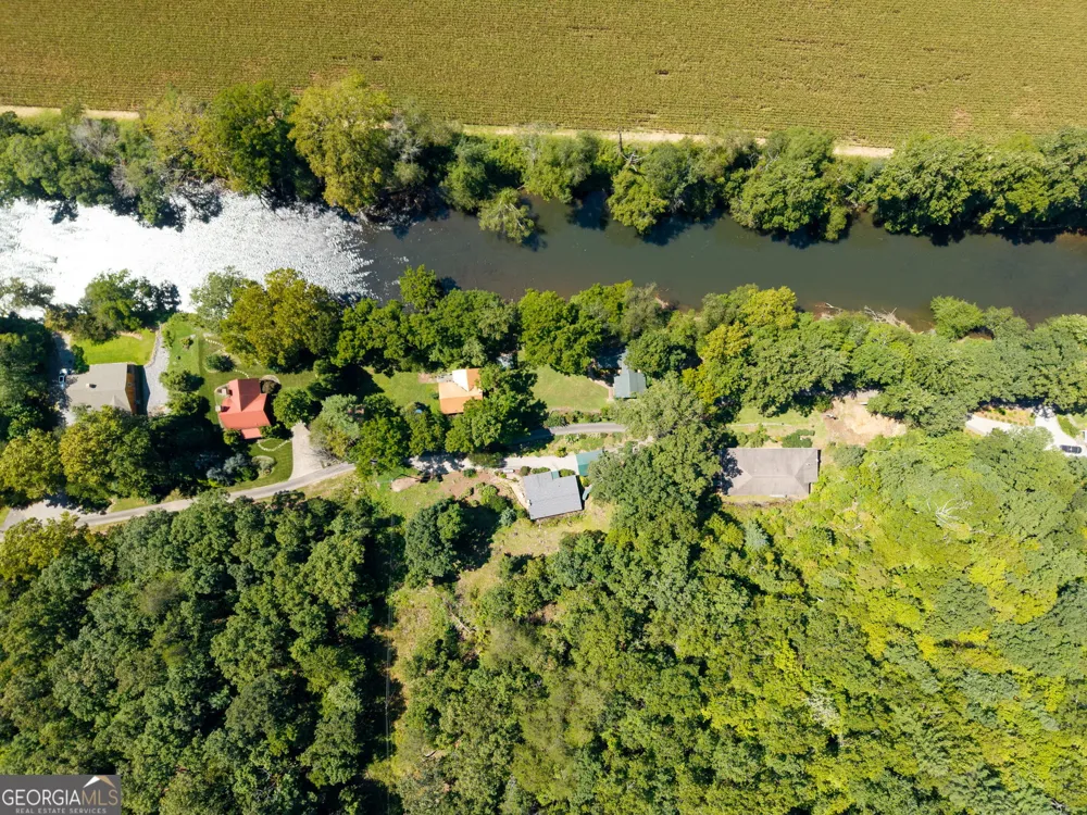 162 Hiawassee River Road RD Brasstown, NC 28902