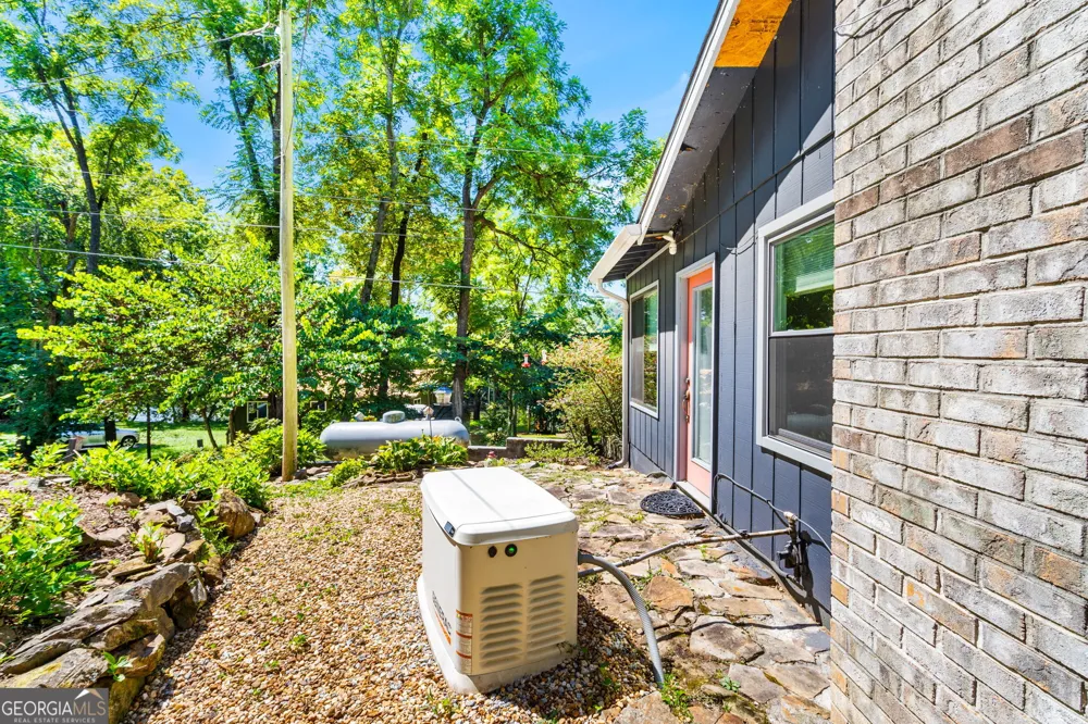 162 Hiawassee River Road RD Brasstown, NC 28902