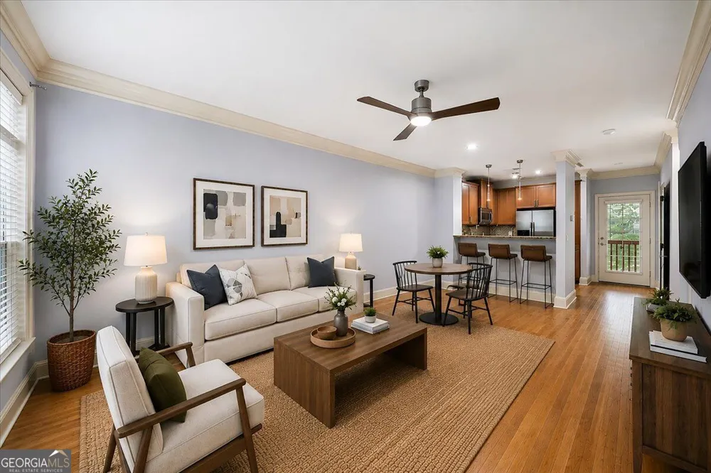 1115 Glenridge PL NE Sandy Springs, GA 30342
