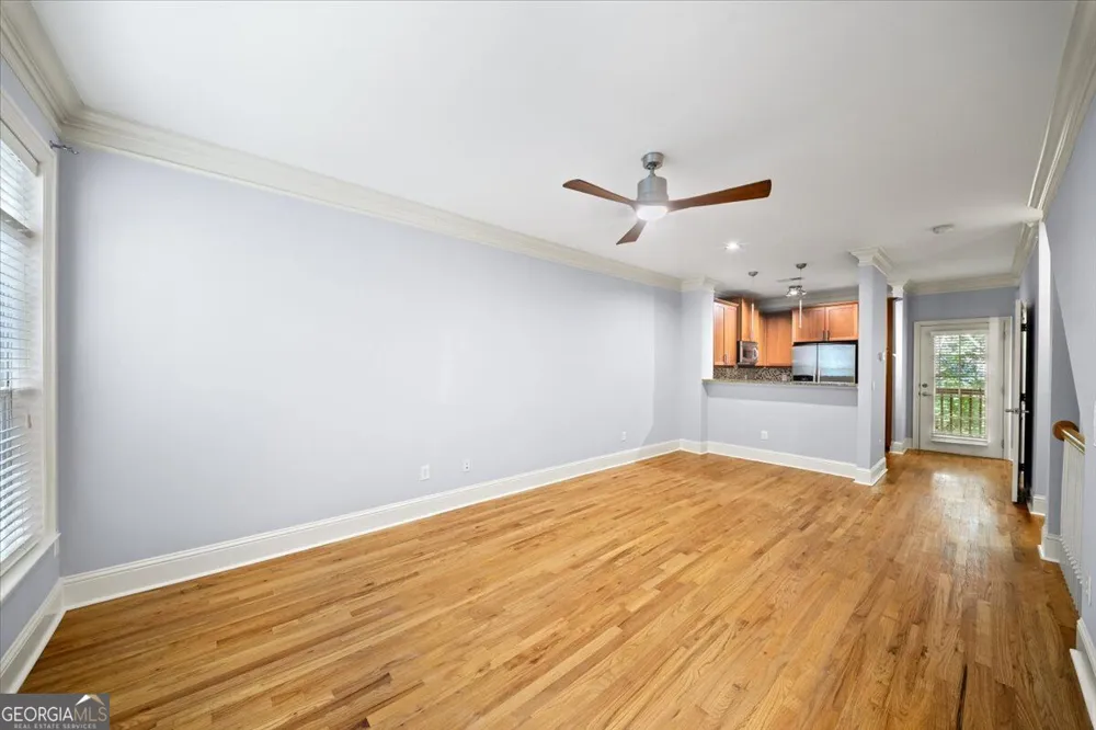 1115 Glenridge PL NE Sandy Springs, GA 30342
