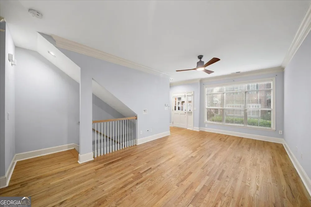 1115 Glenridge PL NE Sandy Springs, GA 30342
