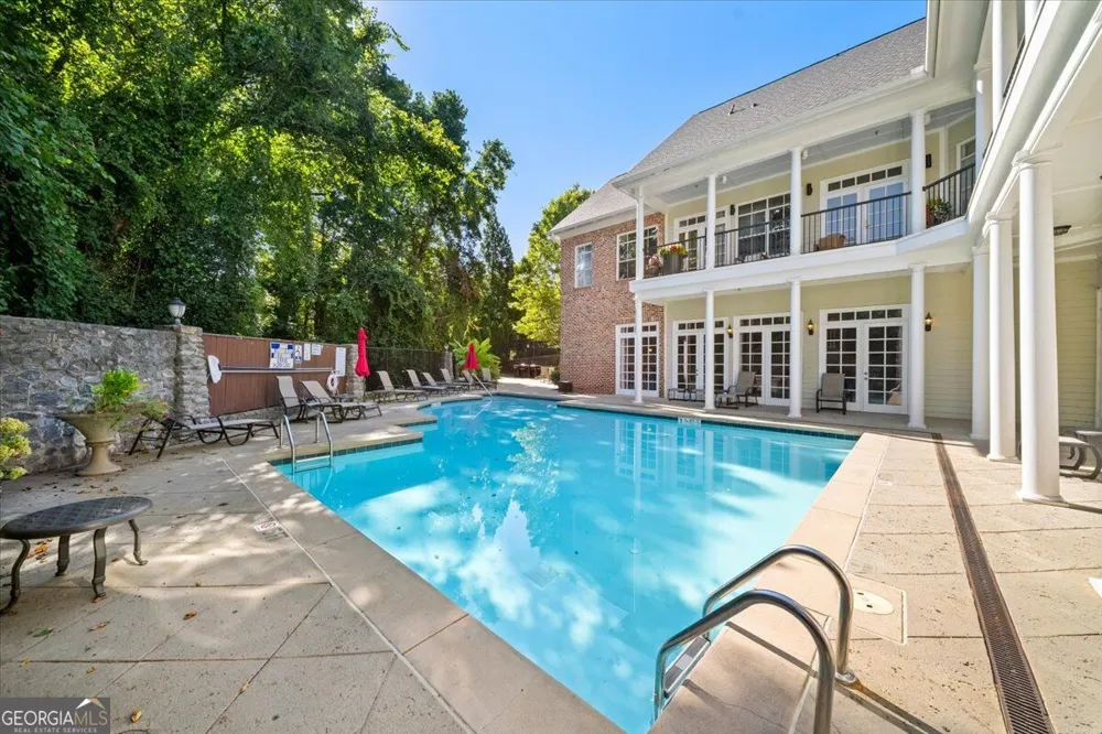 1115 Glenridge PL NE Sandy Springs, GA 30342