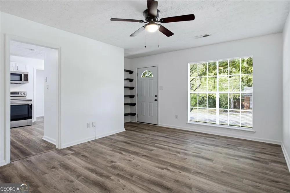 83 Sunset Lane Newnan, GA 30263