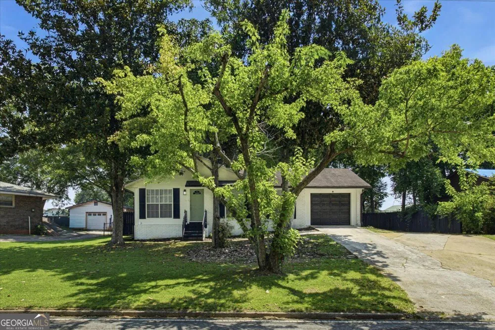 83 Sunset Lane Newnan, GA 30263