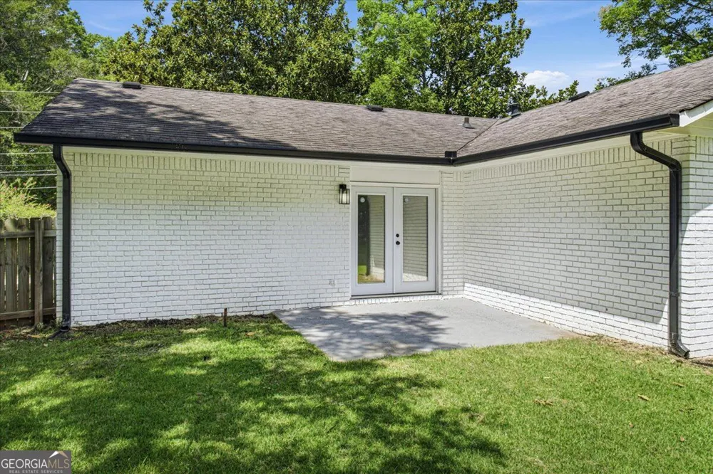83 Sunset Lane Newnan, GA 30263