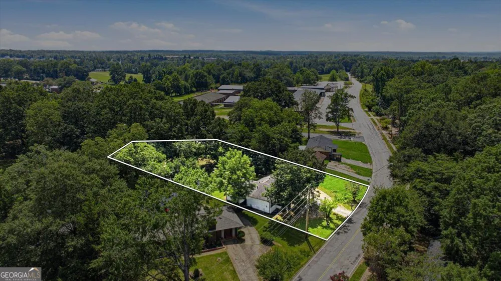 83 Sunset Lane Newnan, GA 30263