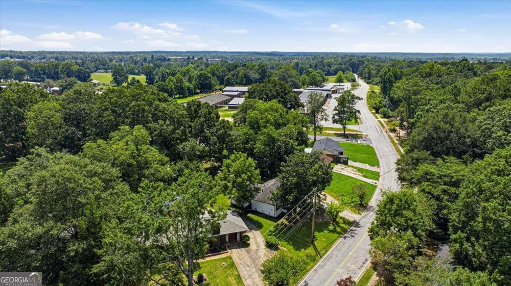 83 Sunset Lane Newnan, GA 30263