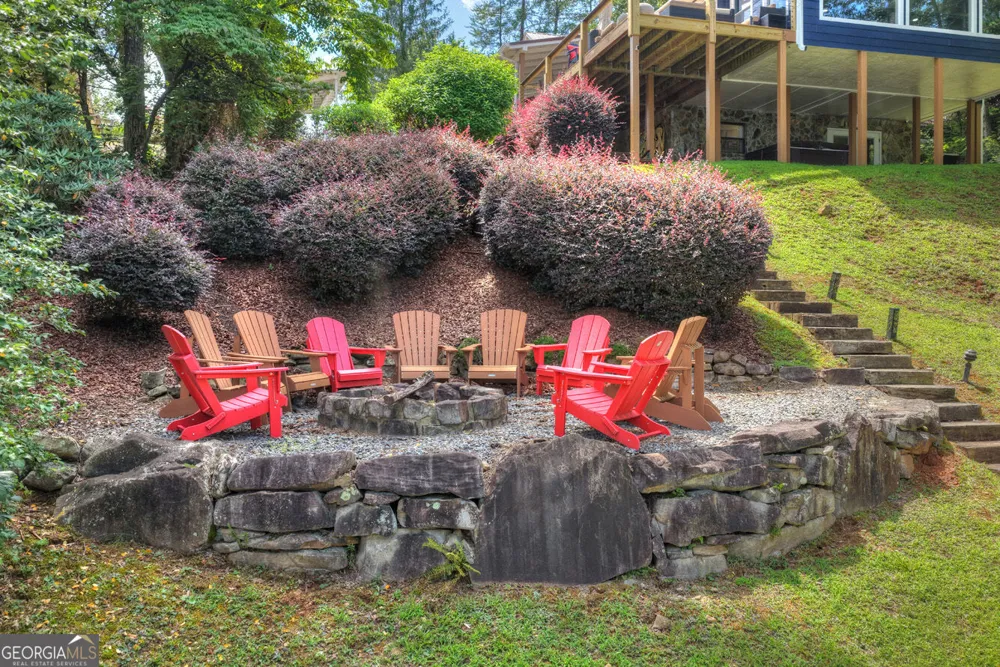 209 Marina DR Blue Ridge, GA 30513