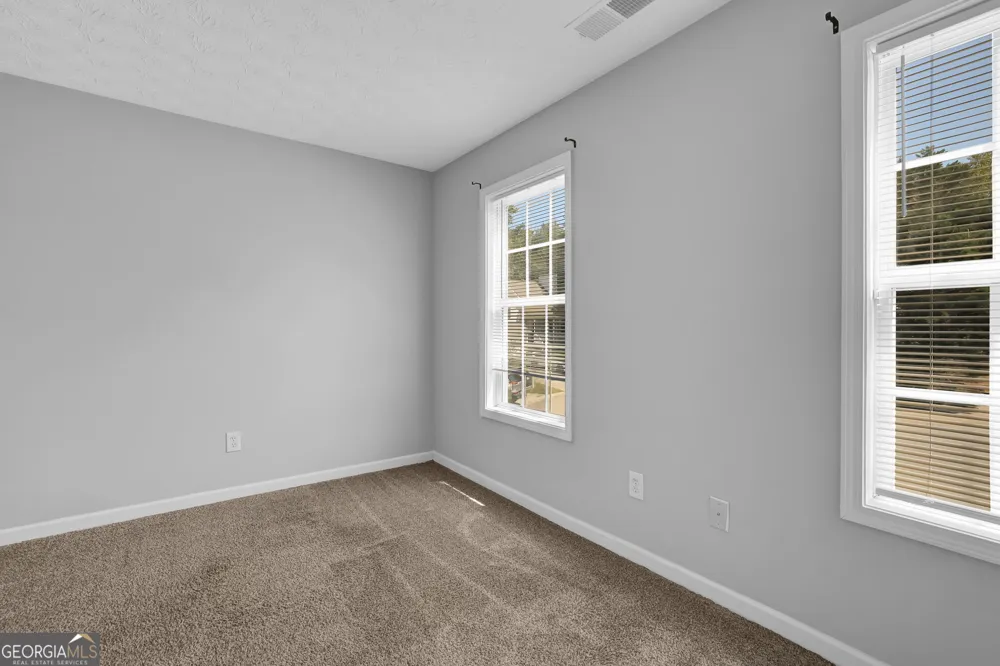 1081 Whispering Woods DR Canton, GA 30114