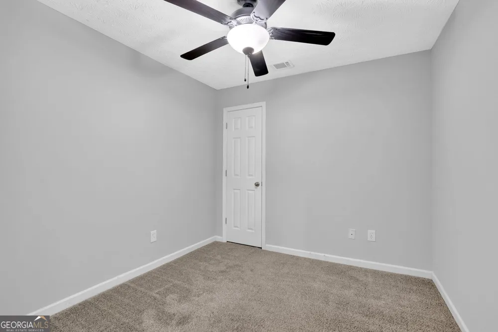 1081 Whispering Woods DR Canton, GA 30114