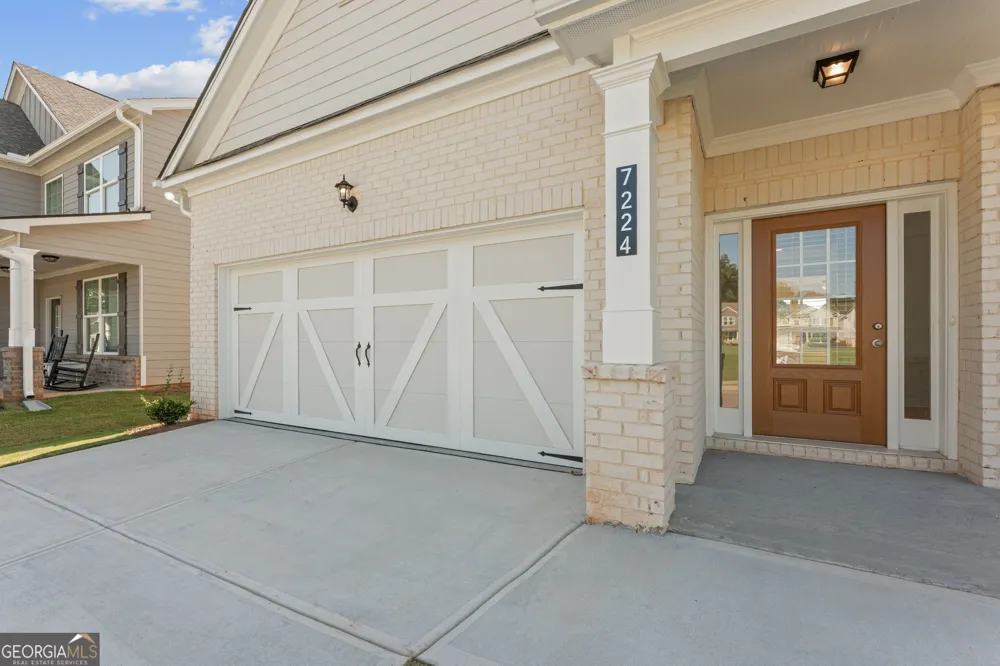 7224 Millbrae WALK Flowery Branch, GA 30542
