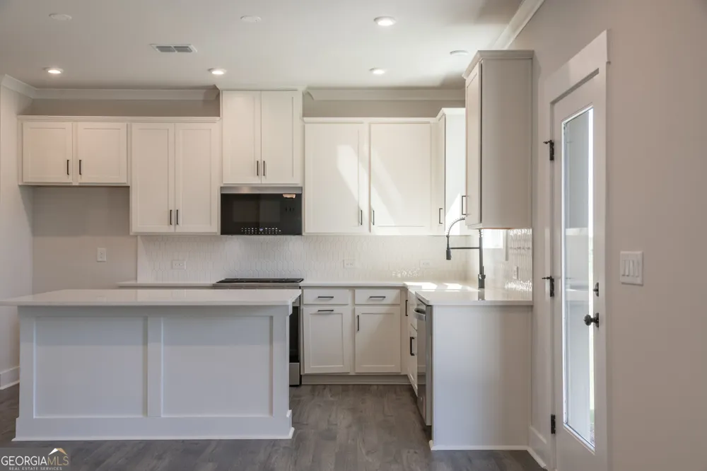 324 William Gossett DR Canton, GA 30114