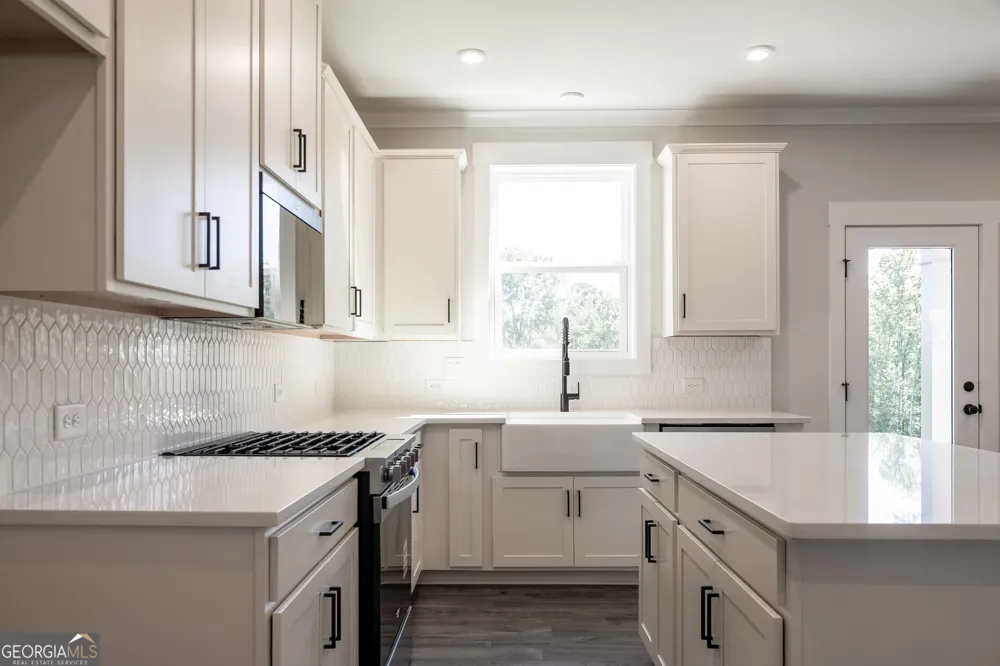 324 William Gossett DR Canton, GA 30114