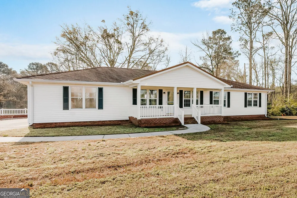 674 Yancey RD Arnoldsville, GA 30619