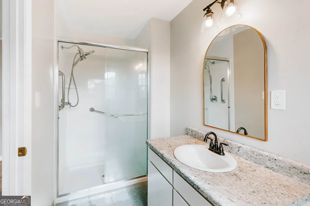 674 Yancey RD Arnoldsville, GA 30619