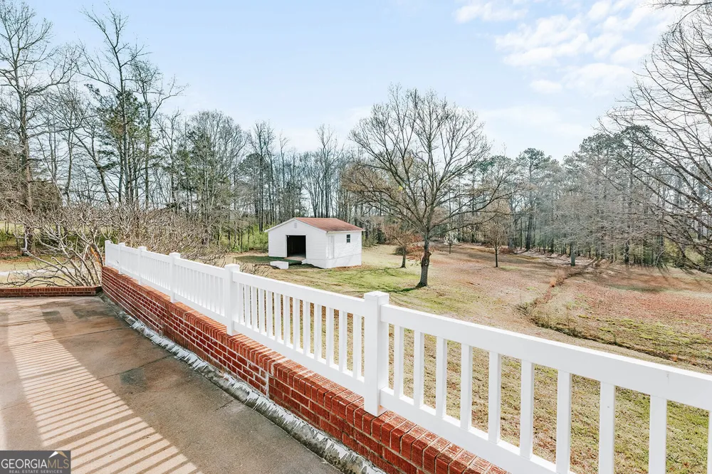 674 Yancey RD Arnoldsville, GA 30619