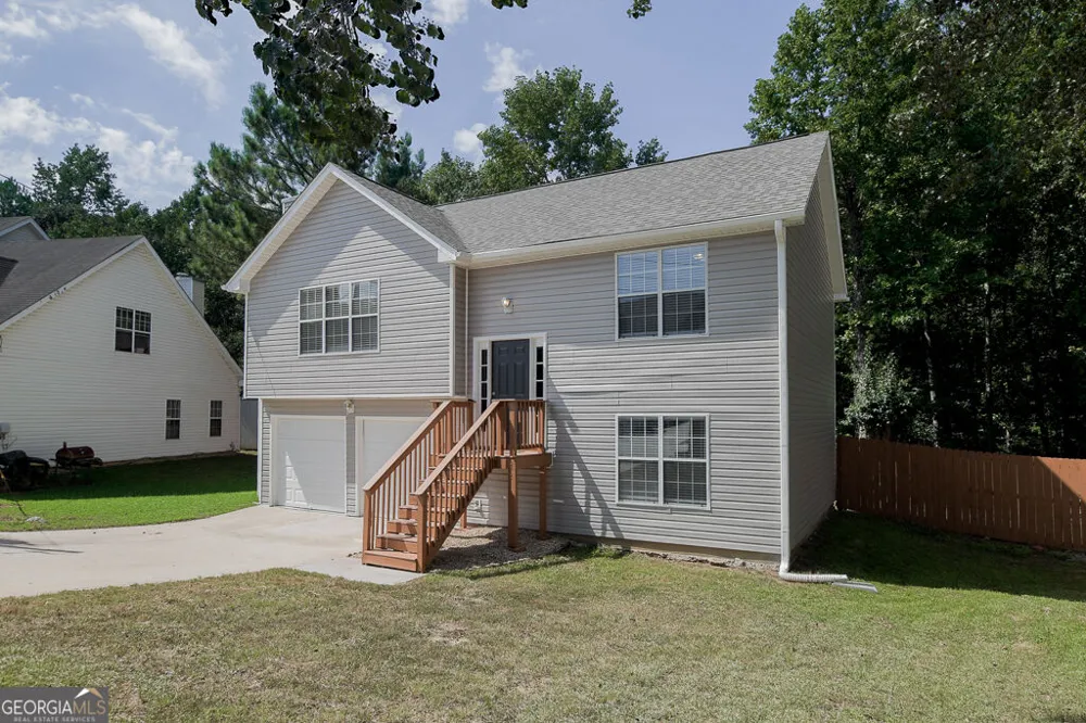4333 Ward Bluff CT Ellenwood, GA 30294