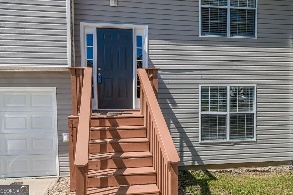 4333 Ward Bluff CT Ellenwood, GA 30294
