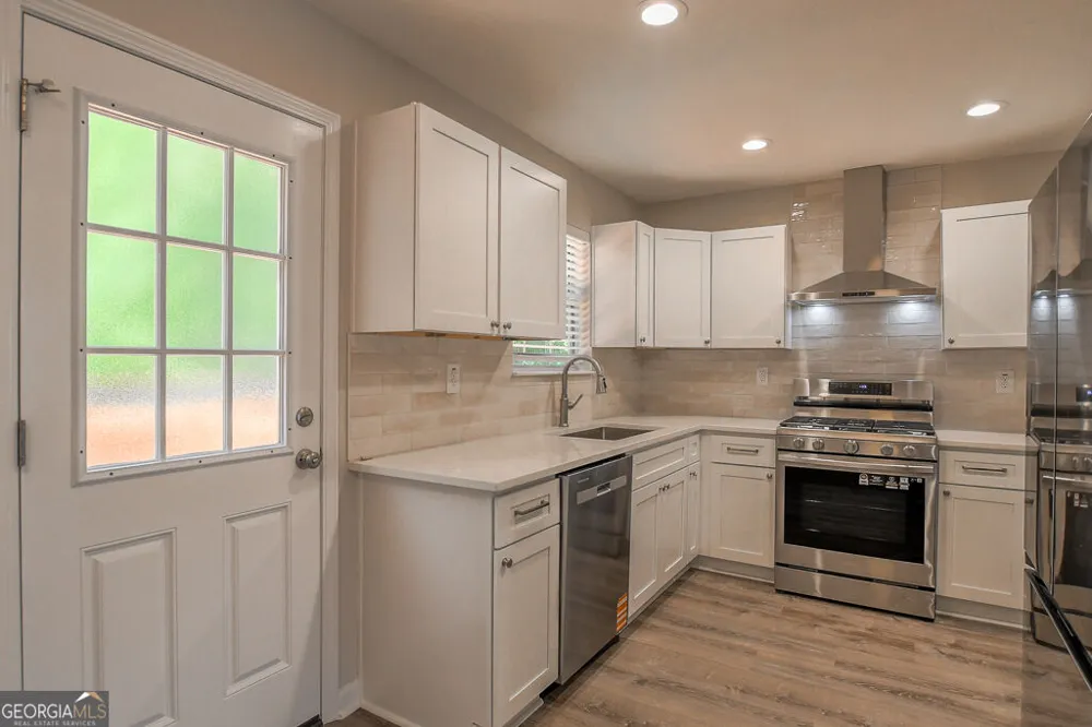 4333 Ward Bluff CT Ellenwood, GA 30294