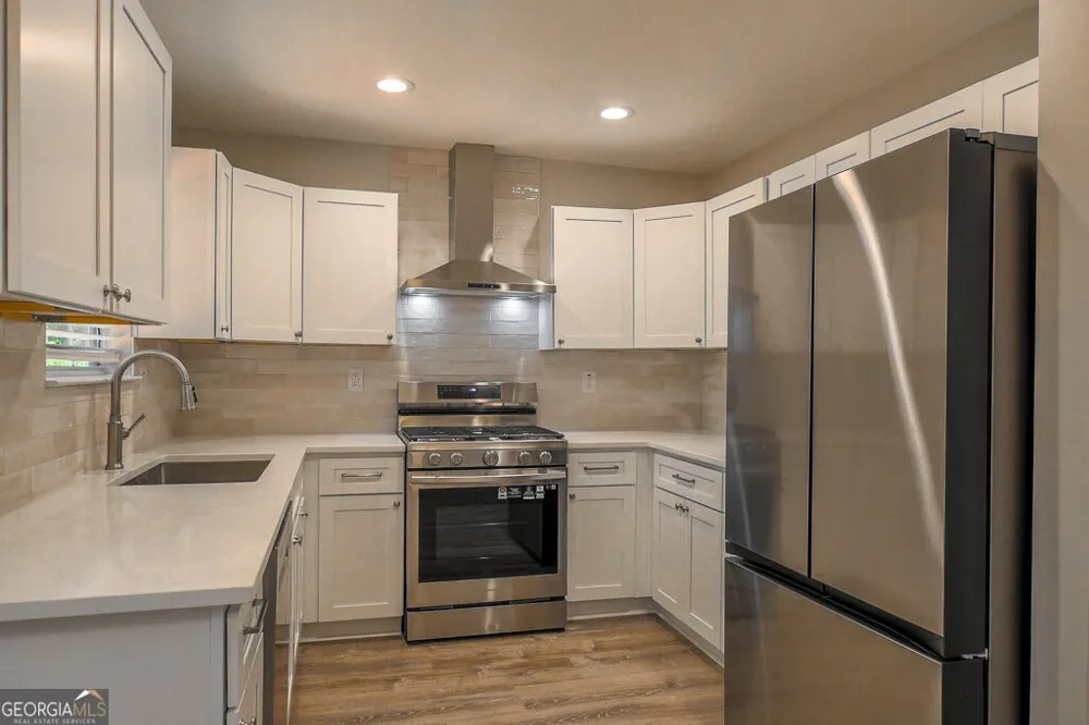 4333 Ward Bluff CT Ellenwood, GA 30294