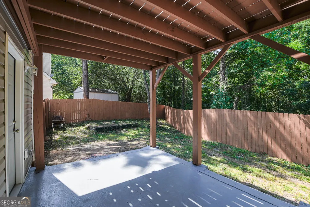 4333 Ward Bluff CT Ellenwood, GA 30294