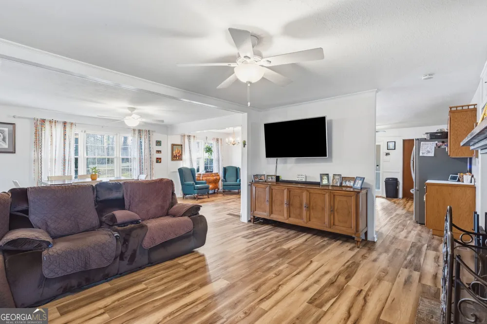 3931 Green DR Gainesville, GA 30506