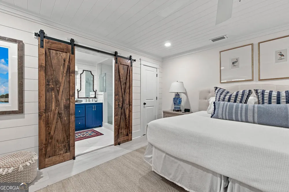 507 Palm Harbor RD St. Simons, GA 31522