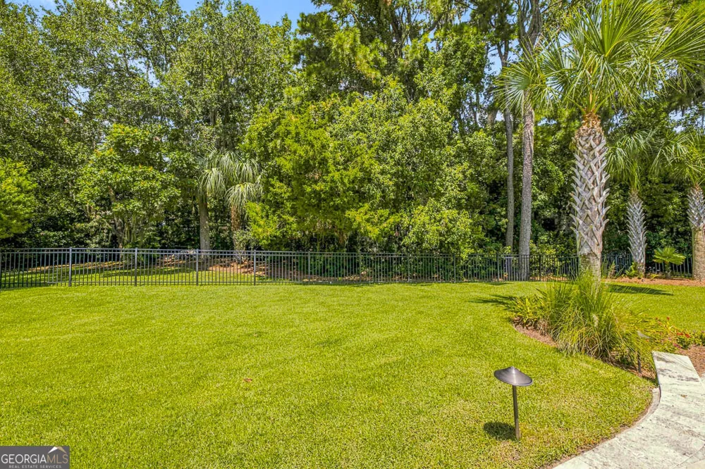 507 Palm Harbor RD St. Simons, GA 31522
