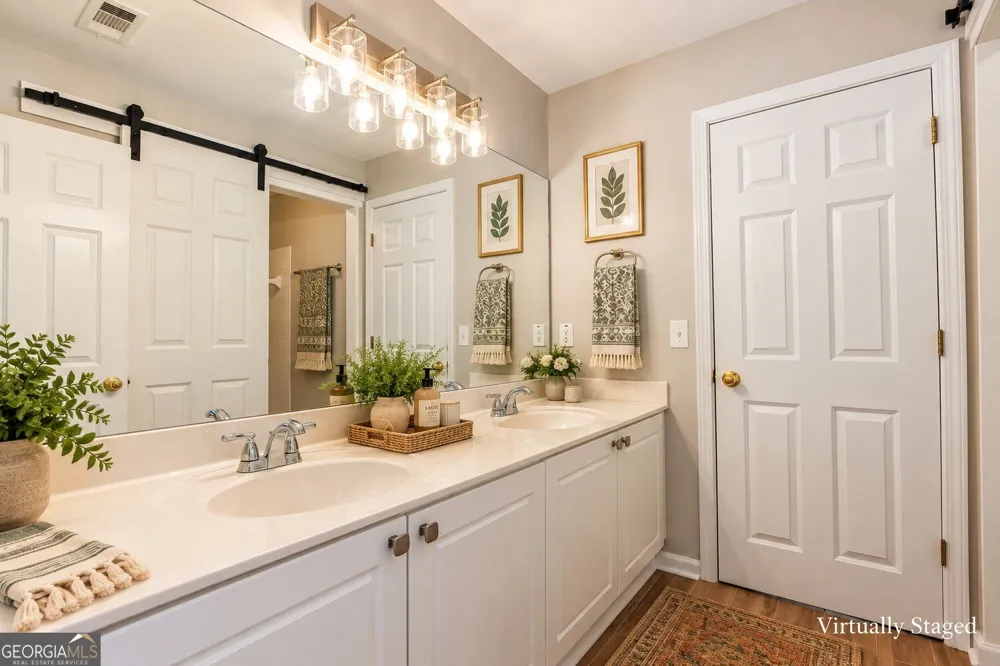 1038 Island View CT Buford, GA 30518