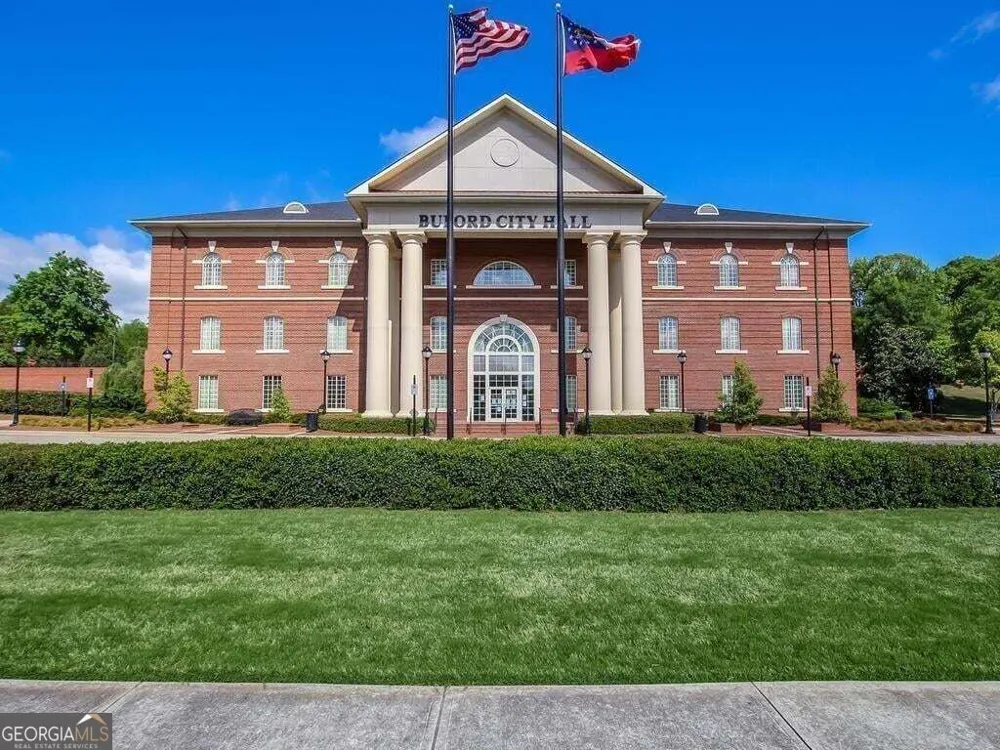 1038 Island View CT Buford, GA 30518