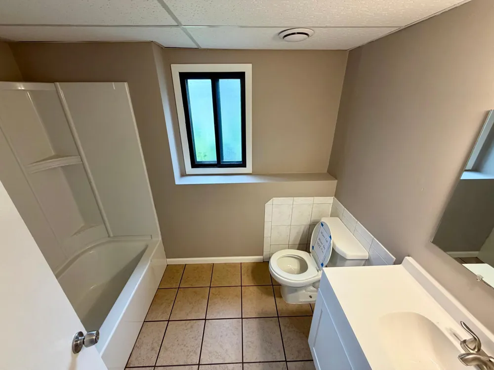 1612 69th Avenue Brooklyn Center, MN 55430