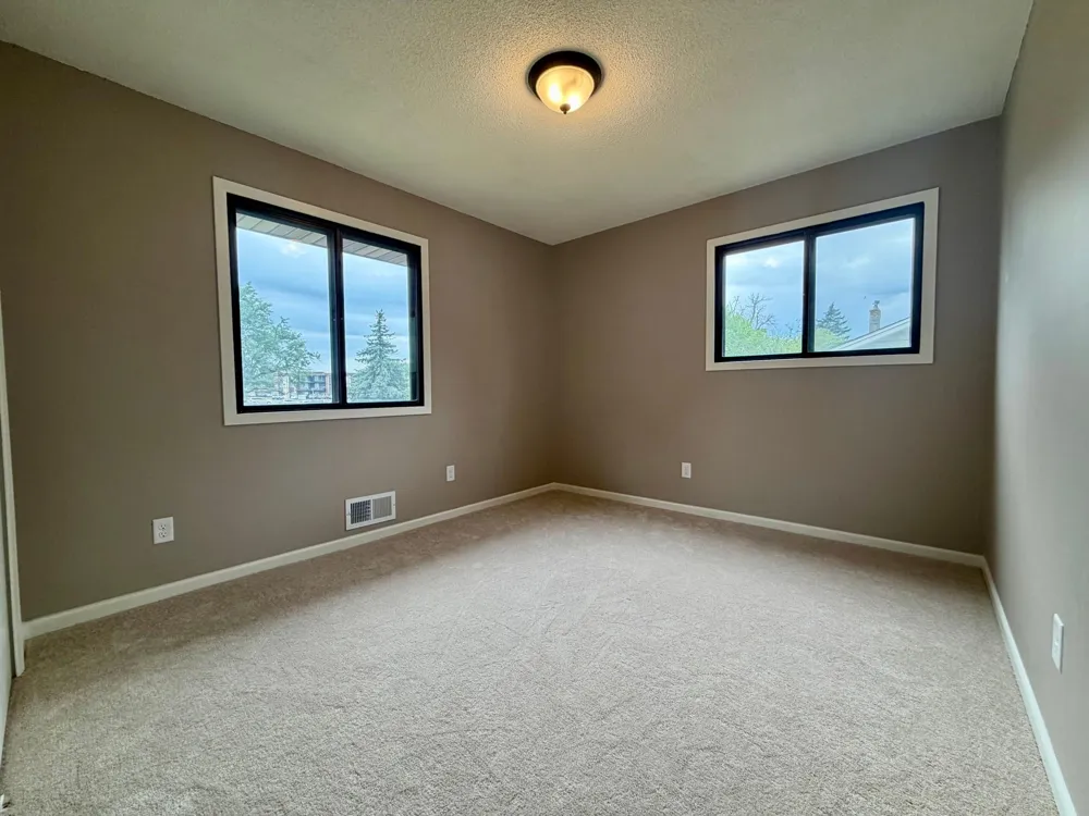 1612 69th Avenue Brooklyn Center, MN 55430