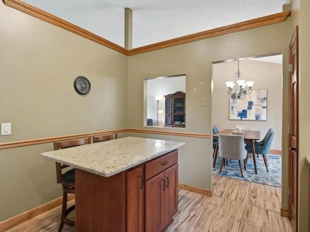 13628 Bryant Place S Burnsville, MN 55337