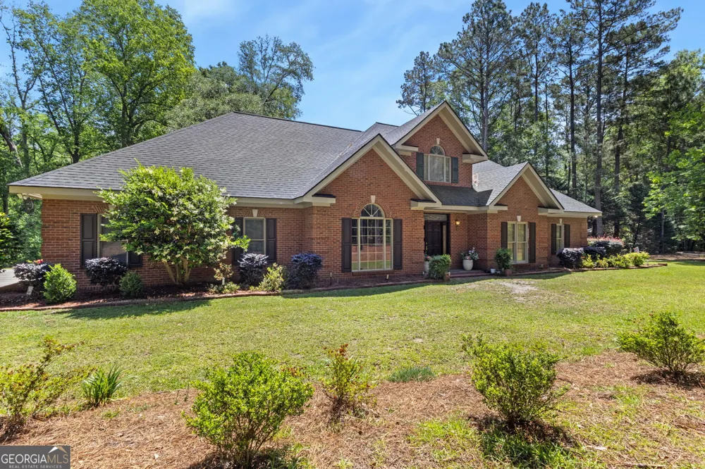1133 Creekside DR Eastman, GA 31023