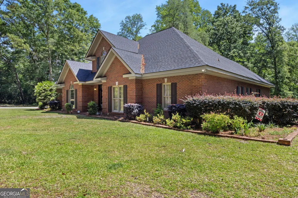 1133 Creekside DR Eastman, GA 31023