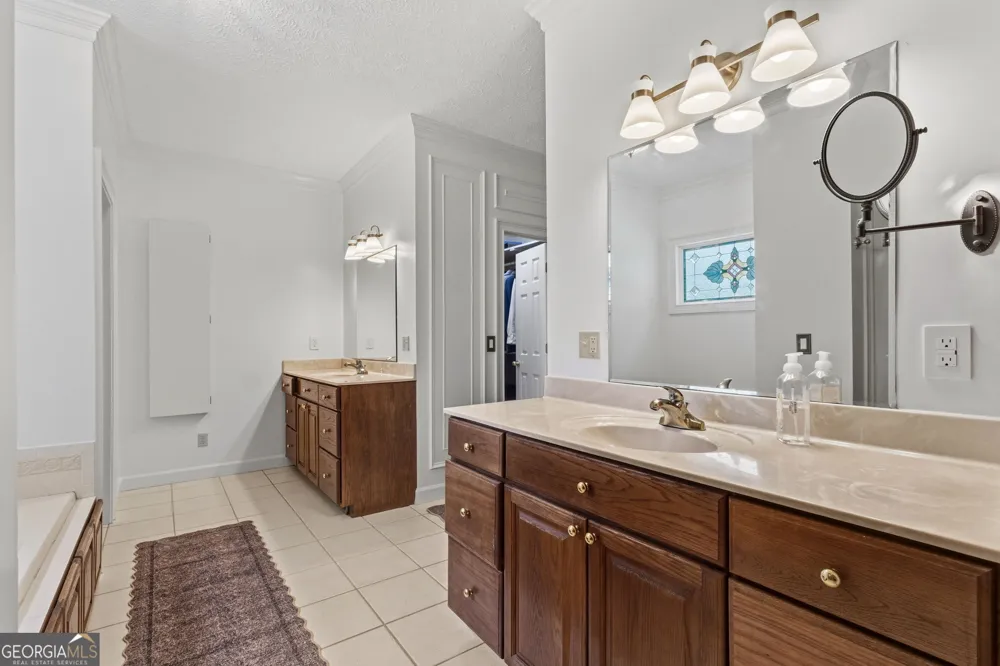 1133 Creekside DR Eastman, GA 31023