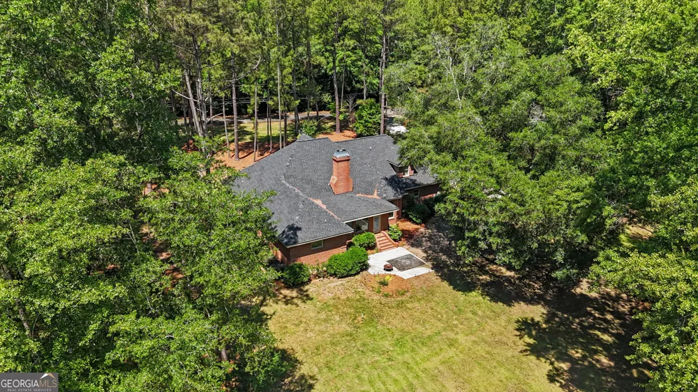 1133 Creekside DR Eastman, GA 31023