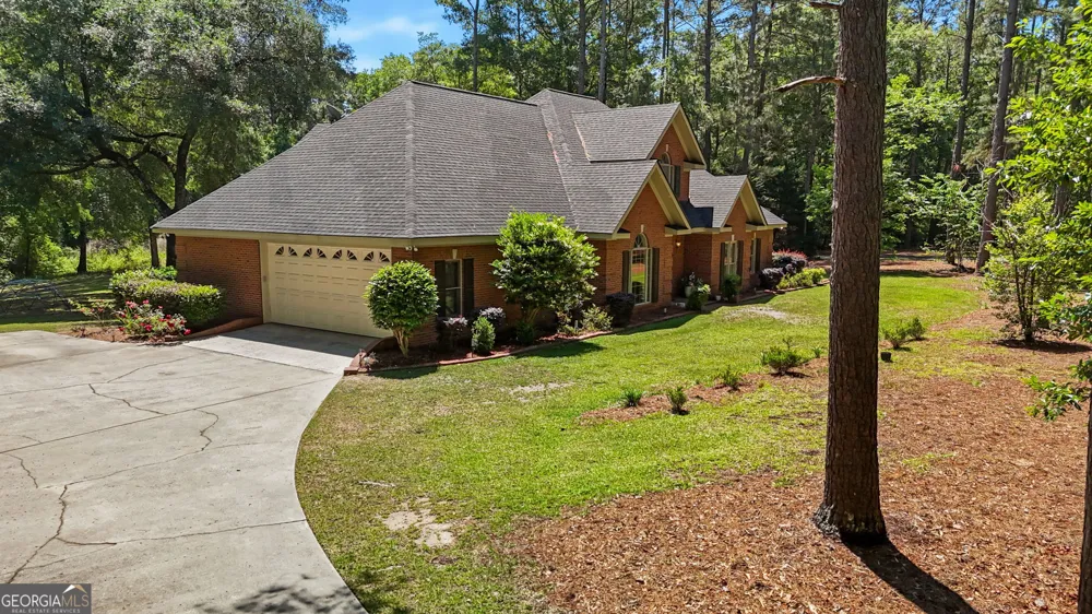 1133 Creekside DR Eastman, GA 31023