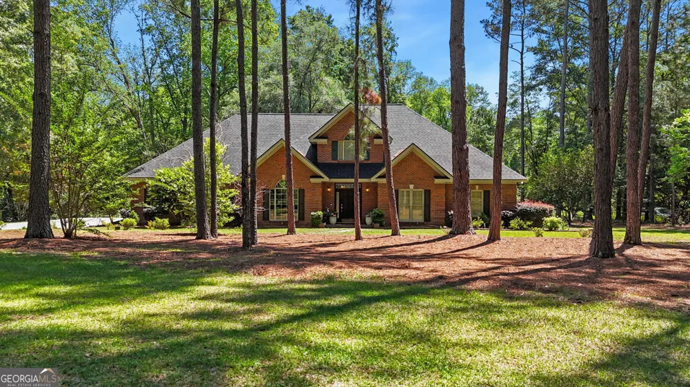 1133 Creekside DR Eastman, GA 31023