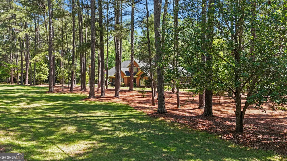 1133 Creekside DR Eastman, GA 31023