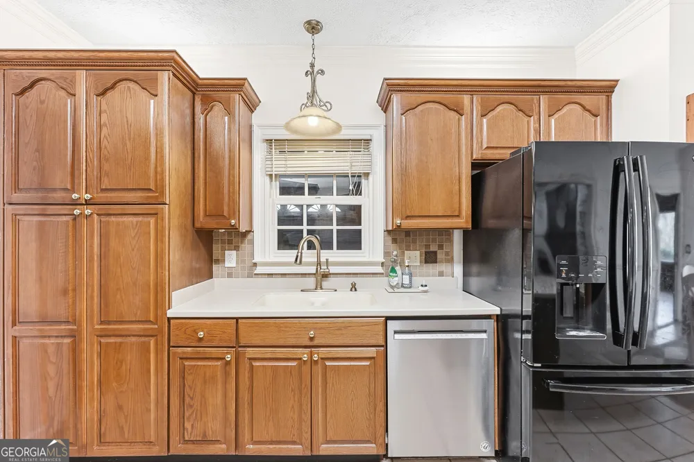 1133 Creekside DR Eastman, GA 31023