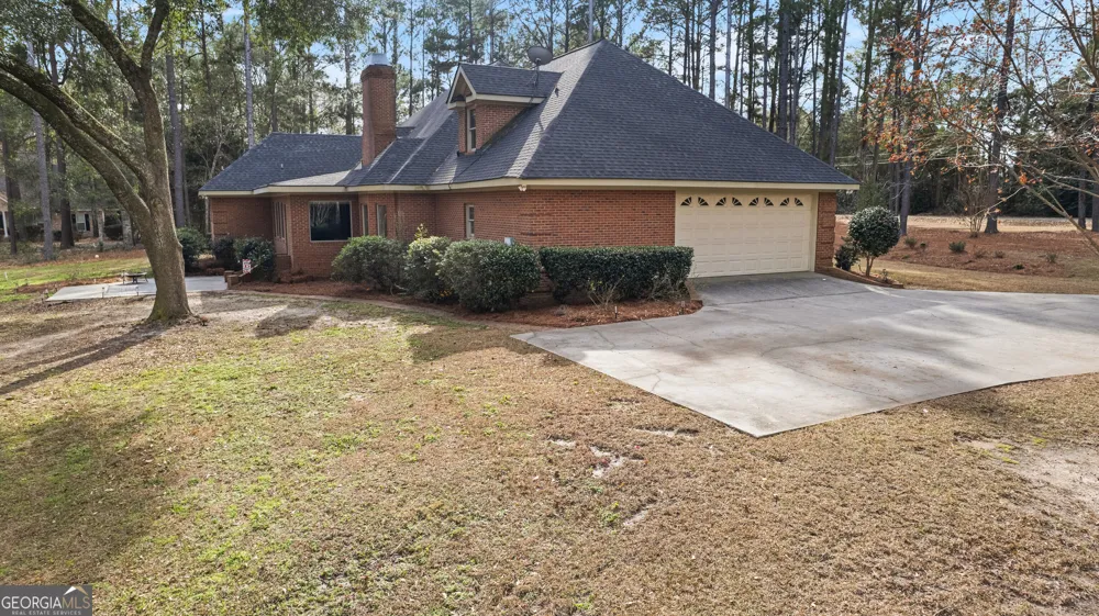 1133 Creekside DR Eastman, GA 31023