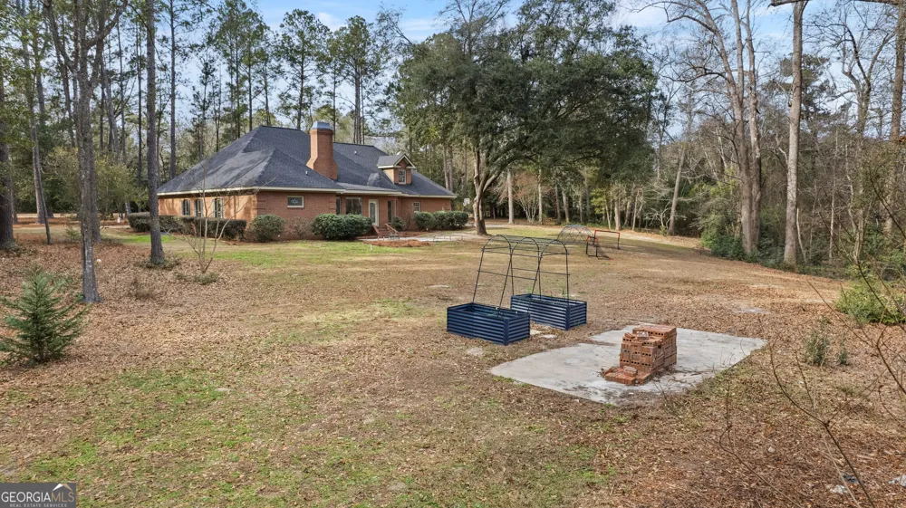 1133 Creekside DR Eastman, GA 31023