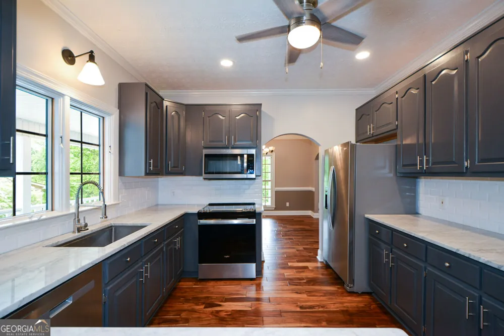 3426 Clarks Bridge RD Gainesville, GA 30506