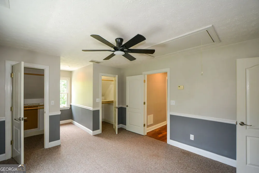 3426 Clarks Bridge RD Gainesville, GA 30506