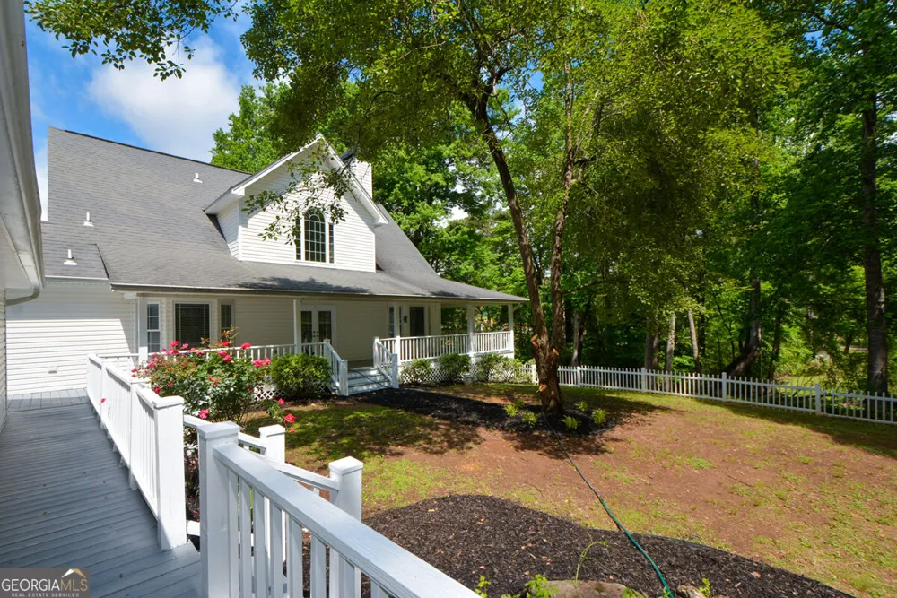 3426 Clarks Bridge RD Gainesville, GA 30506
